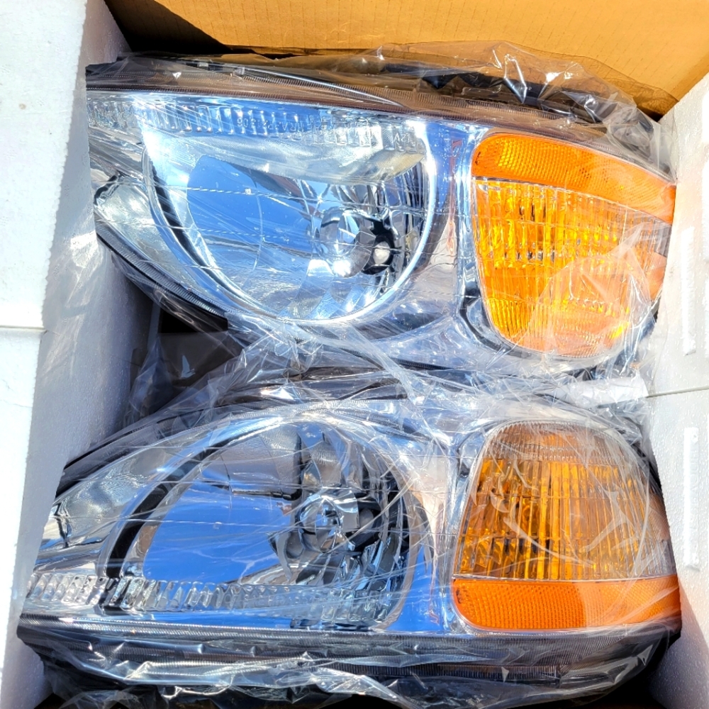 1998 civic headlights (chrome housing)